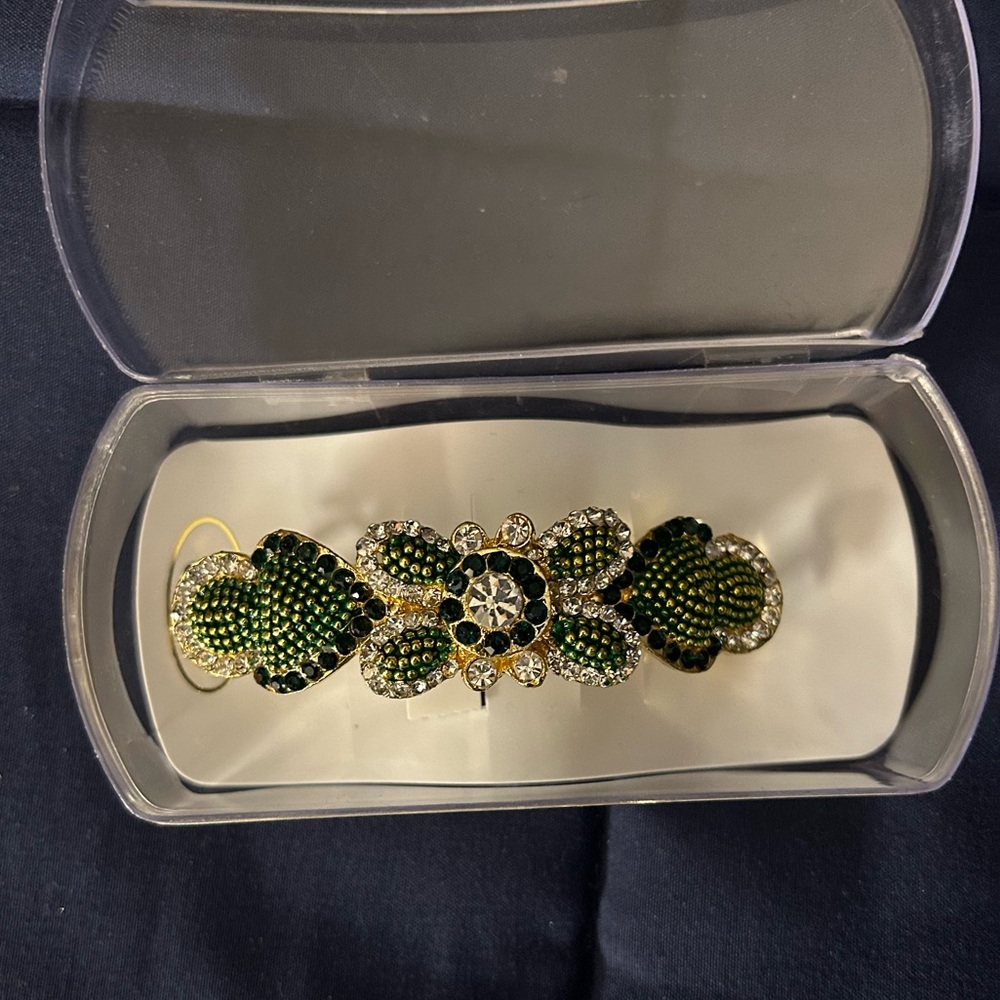 NWOT fancy hair clip with rhinestones - Picture 1 of 3